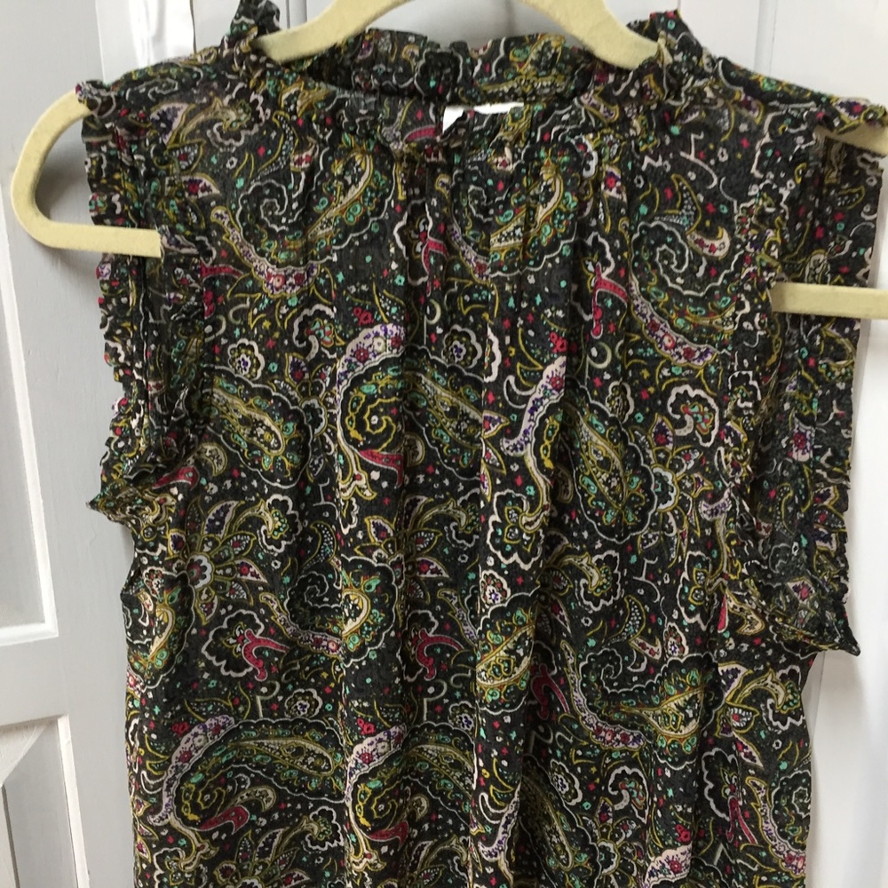 GAP Black & Green Paisley Top - Picture 13 of 16
